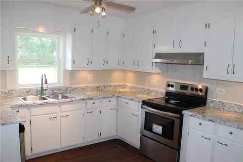 808 Central Rd, Pendleton, SC 29670 photo 6