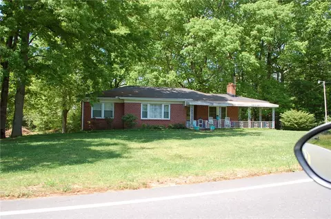 499 Johnson Rd, Easley, SC 29642 photo 13