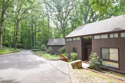 220 Warbranch Rd, Central, SC 29630 photo 3