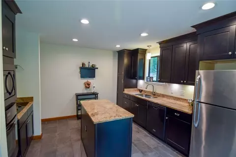 220 Warbranch Rd, Central, SC 29630 photo 17
