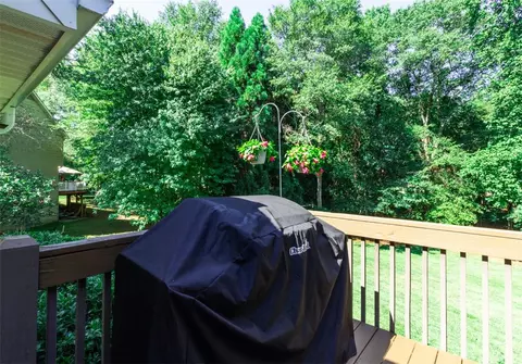 104 S Clearstone Ct, Easley, SC 29642 photo 38