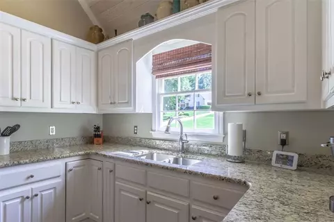 104 S Clearstone Ct, Easley, SC 29642 photo 12