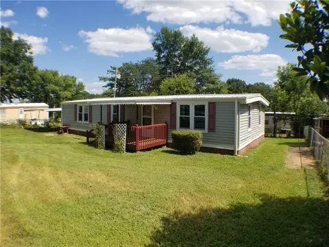 103 Pineknob Rd, Liberty, SC 29657 photo 1