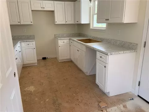 31 Stone St, Williamston, SC 29697 photo 3
