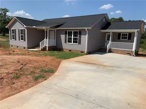 31 Stone St, Williamston, SC 29697 photo 1