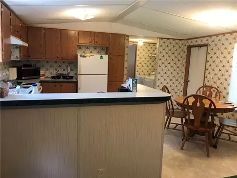 218 Rayfield Dr, Easley, SC 29640 photo 5