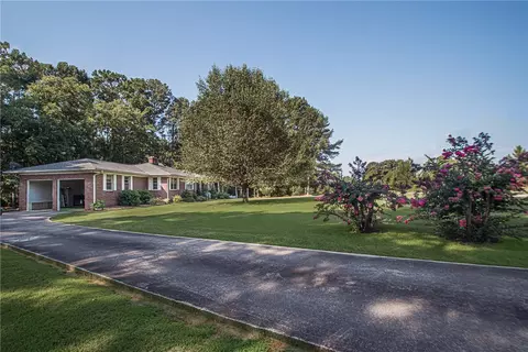 3200 Six And Twenty Rd, Pendleton, SC 29670 photo 2