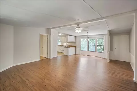 102 Cantrell Rd, Pendleton, SC 29670 photo 3
