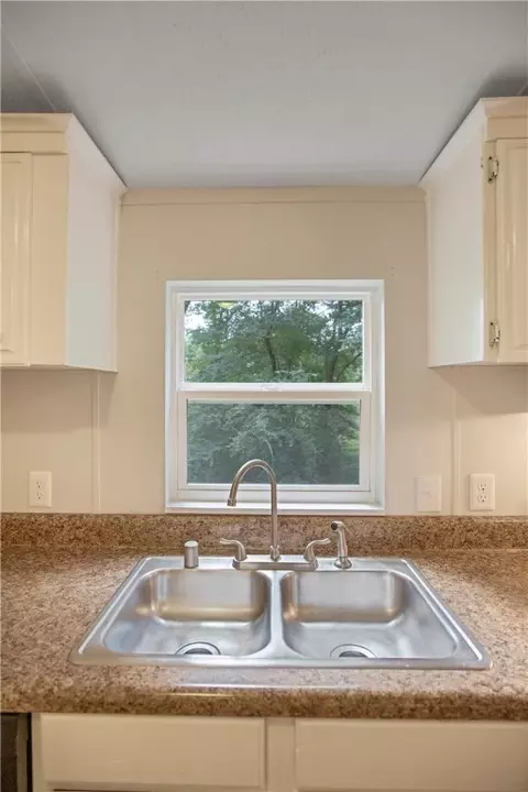 102 Cantrell Rd, Pendleton, SC 29670 photo 10