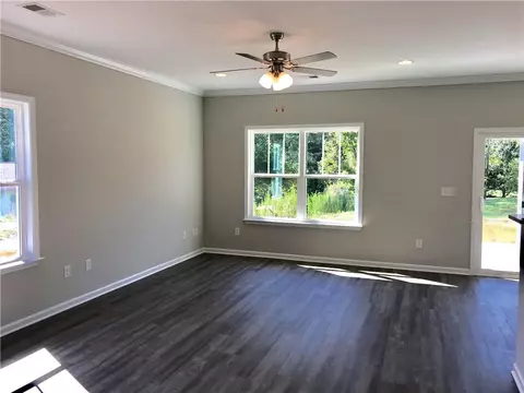 211 Sunny Point Loop, Central, SC 29630 photo 3