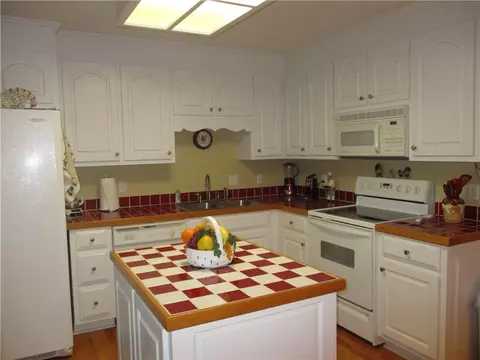 217 Joes Ct, Easley, SC 29640 photo 10