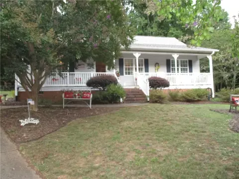 217 Joes Ct, Easley, SC 29640 photo 3