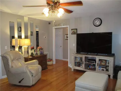 217 Joes Ct, Easley, SC 29640 photo 7