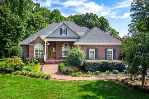 10 United Ave, Pendleton, SC 29670 photo 2