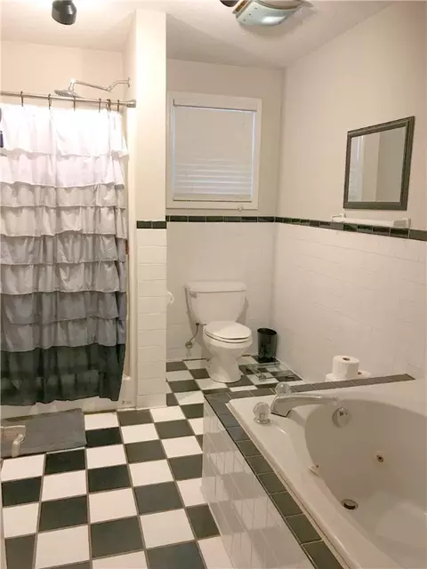 401 Hampton Rd, Liberty, SC 29657 photo 24