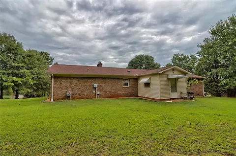 124 Pine Mountain Dr, Easley, SC 29640 photo 31