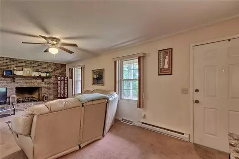 124 Pine Mountain Dr, Easley, SC 29640 photo 5