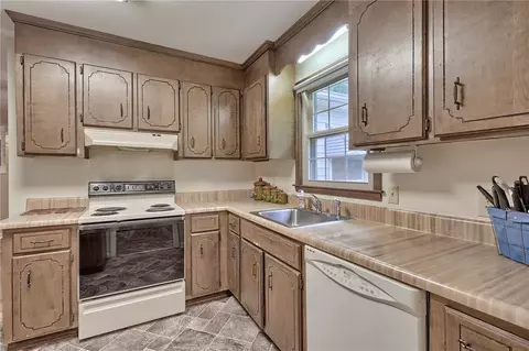 124 Pine Mountain Dr, Easley, SC 29640 photo 7