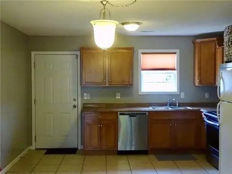 19 Saluda St, Honea Path, SC 29654 photo 6