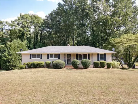 2022 Sheldon Dr, Anderson, SC 29621 photo 1