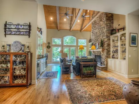 106 S Falls Rd, Sunset, SC 29685 photo 15