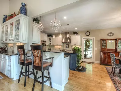 106 S Falls Rd, Sunset, SC 29685 photo 18
