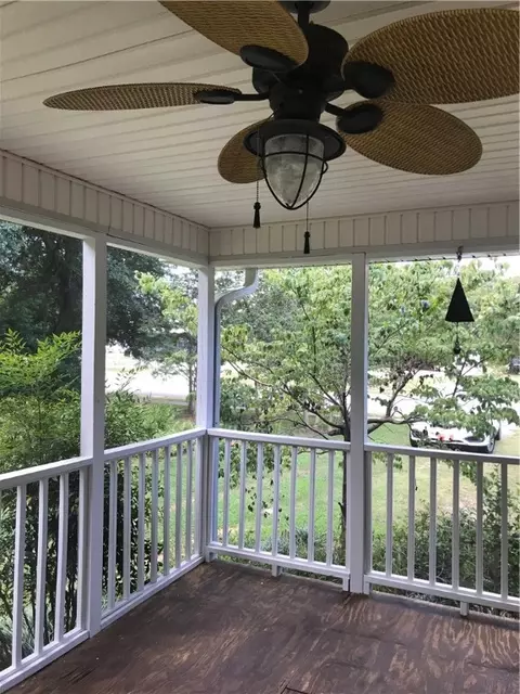 810 Greenville St, Pendleton, SC 29670 photo 2