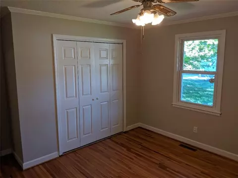 10 S Anderson St, Honea Path, SC 29654 photo 7