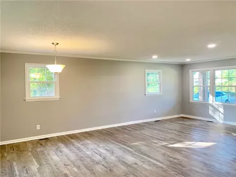 7 Railroad St, Honea Path, SC 29654 photo 6
