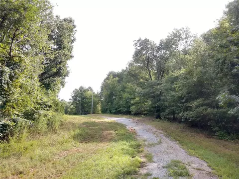 167 D B R Rd, Iva, SC 29655 photo 27