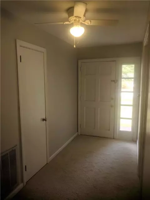 1212 Bolt Dr, Anderson, SC 29621 photo 3