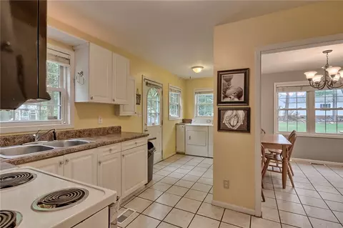 228 Washington Cir, Honea Path, SC 29654 photo 12