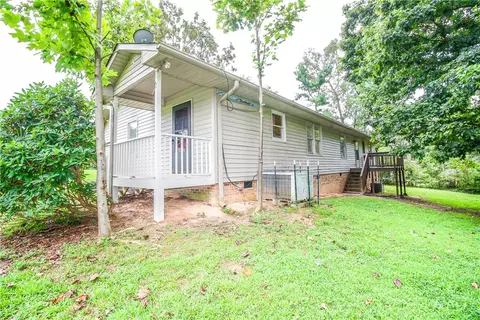 324 Kenneth St, Walhalla, SC 29691 photo 2