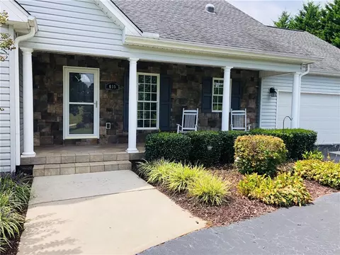 635 Playground Rd, Walhalla, SC 29691 photo 1