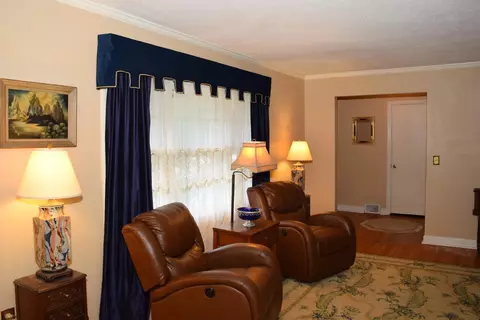413 W Hampton Ave, Honea Path, SC 29654 photo 10