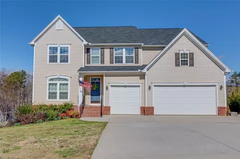 3 Grace Ct, Easley, SC 29642 photo 1