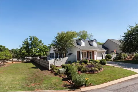 114 Magnolia Ln, Pendleton, SC 29670 photo 3