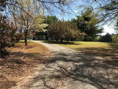 2508 Refuge Rd, Pendleton, SC 29670 photo 4