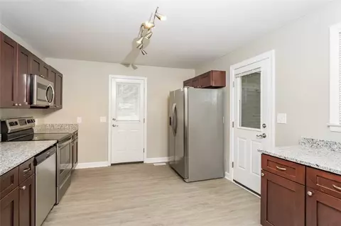 113 Summit Dr, Easley, SC 29640 photo 7
