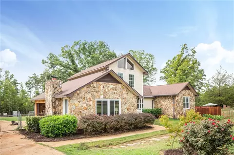 204 Horseshoe Rd, Honea Path, SC 29654 photo 2