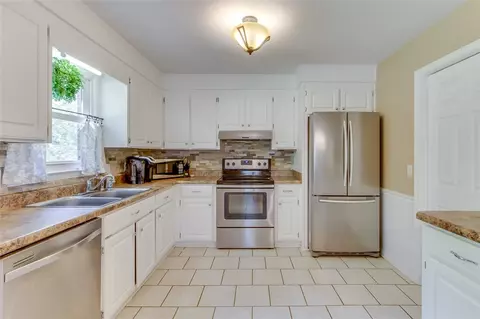 201 Walter St, Easley, SC 29642 photo 13