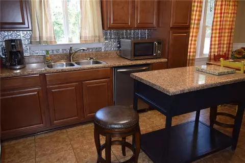 1701 E Park Dr, Anderson, SC 29625 photo 8
