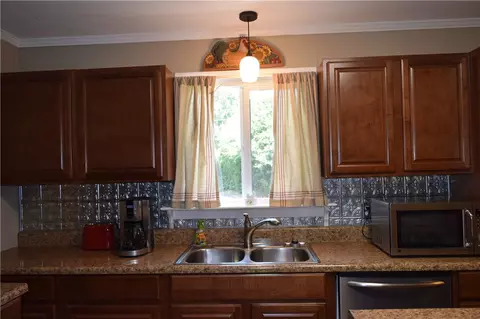 1701 E Park Dr, Anderson, SC 29625 photo 9