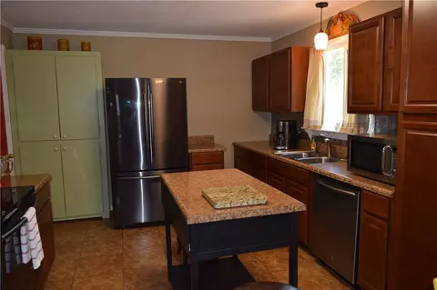 1701 E Park Dr, Anderson, SC 29625 photo 5