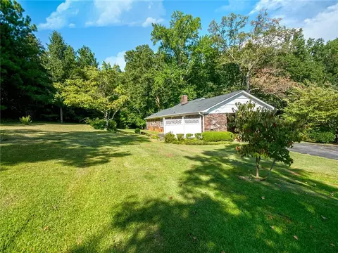 405 Pearle Dr, Easley, SC 29642 photo 32