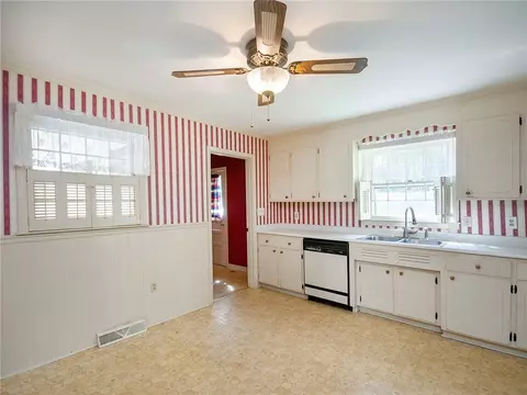 405 Pearle Dr, Easley, SC 29642 photo 5