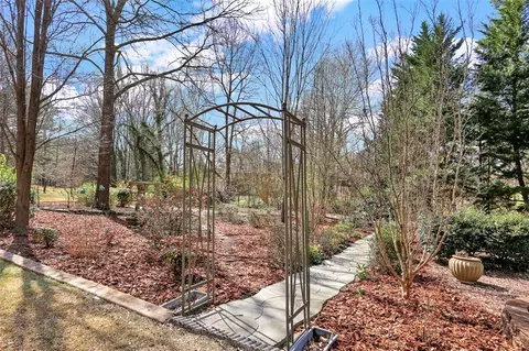 302 Burning Tree Rd, Anderson, SC 29621 photo 37