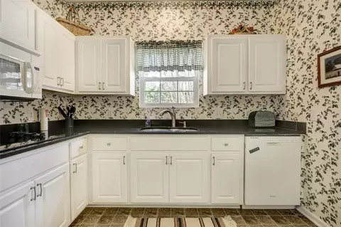 302 Burning Tree Rd, Anderson, SC 29621 photo 9