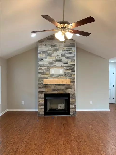 415 Bolding Rd, Pickens, SC 29671 photo 6