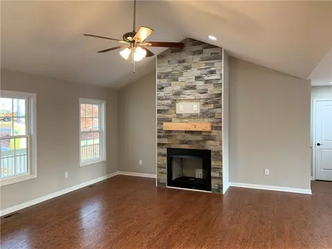 415 Bolding Rd, Pickens, SC 29671 photo 5